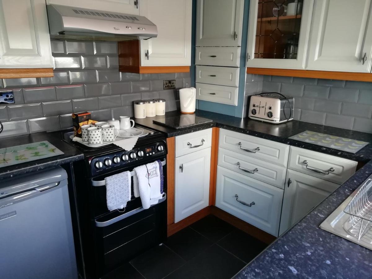 Cosy Spacious 2-Bed Cottage In Watchet Somerset Extérieur photo
